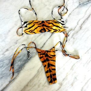 Tiger thong bikini